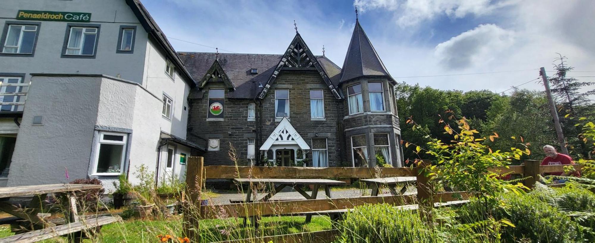 Plas Penaeldroch Manor 多尔威泽兰 外观 照片